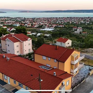 And Niki 2 Apartman Kastela